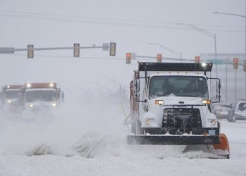Nieve y temperaturas extremas se extienden hasta el sur de EE.UU.