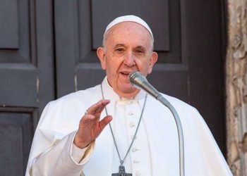 El papa Francisco recibió la segunda dosis de la vacuna contra el coronavirus