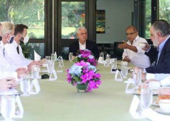 Partidos políticos se comprometen ante encargado de negocios de EUA en El Salvador, a tener elecciones «no violentas»