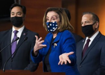Nancy Pelosi tacha de «cobardes» a los republicanos que absolvieron a Trump en su segundo juicio político