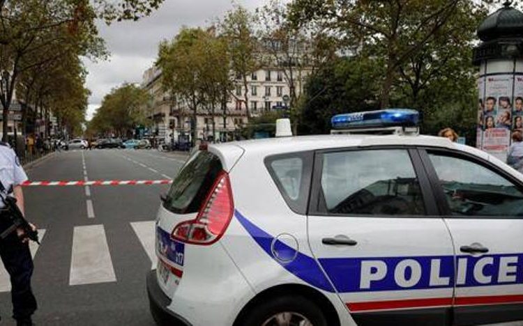 Un refugiado sudanés mata a puñaladas al jefe de un centro de solicitantes de asilo en Francia tras negarle su petición