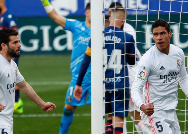 El Real Madrid saca el orgullo en Huesca