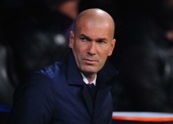 Zinedine Zidane estalló en rueda de prensa al ser consultado por el futuro de Sergio Ramos
