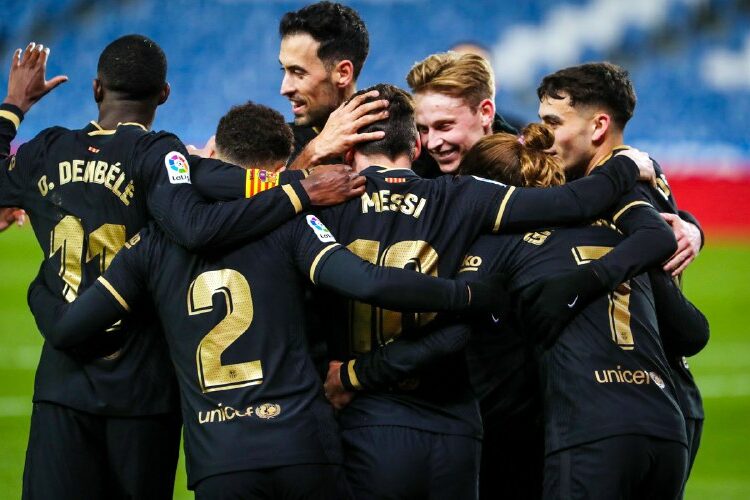 Barcelona golea a la Real Sociedad 1-6 y le avisa al Atlético que no se rinde