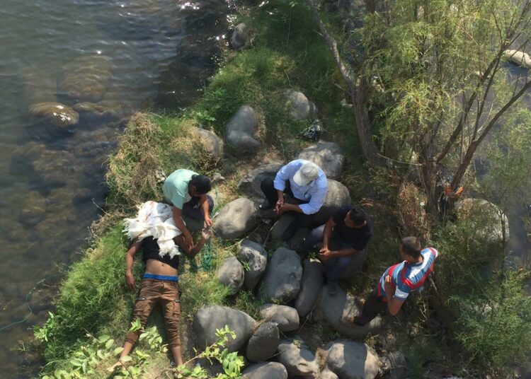 Menor muere ahogado durante un ritual de bautizo en río de La Hachadura, Ahuachapán