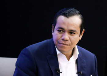 Ministro Zelaya denuncia que diputados aprueban fondos y luego no los ratifican