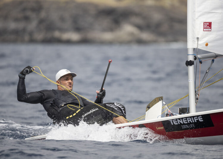 El velerista salvadoreño Enrique Arathoon obtuvo el tercer lugar en la regara internacional de Tenerife, España