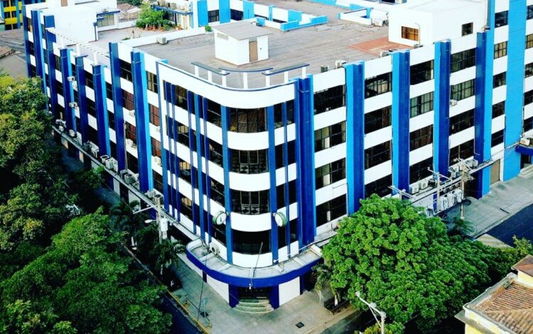 Denuncian contratación de familiares de diputados salientes del FMLN en la Corte de Cuentas