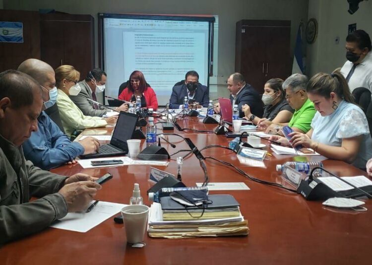 Diputados afirman que no aprobarán Ley General del Agua antes del 1 de mayo