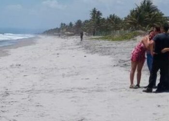 Localizan el cuerpo del menor que desapareció en playa Amatecampo, La Paz