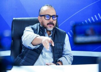 Ernesto Castro: «Atraso en escrutinio final tiene una causa: la incapacidad del TSE»