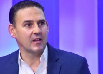 Muyshondt endeuda San Salvador con $84 millones que se pagaran en 15 años