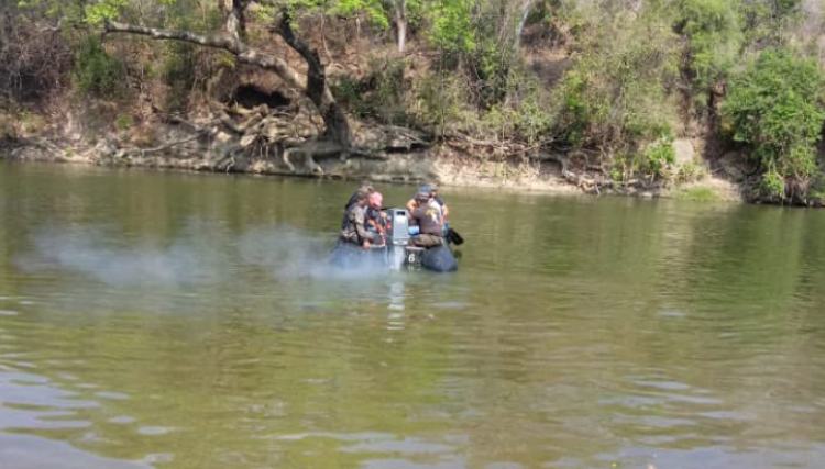 Encuentran cadáver de un enfermero que desapareció tras paseo familiar en el Río Lempa
