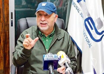 Magistrado del TSE es empleado de ARENA en la Asamblea como «asesor» con salario de $4,000