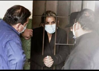 La expresidenta de Bolivia Jeanine Áñez fue imputada por sedición y la Fiscalía pidió seis meses de prisión preventiva