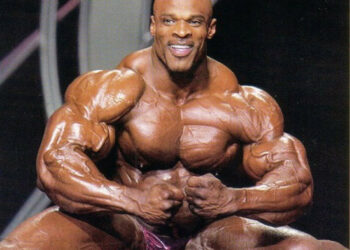 Ronnie Coleman fue el mejor fisicoculturista del mundo, pero el gimnasio arruinó su cuerpo y a sus 56 años usa silla de ruedas