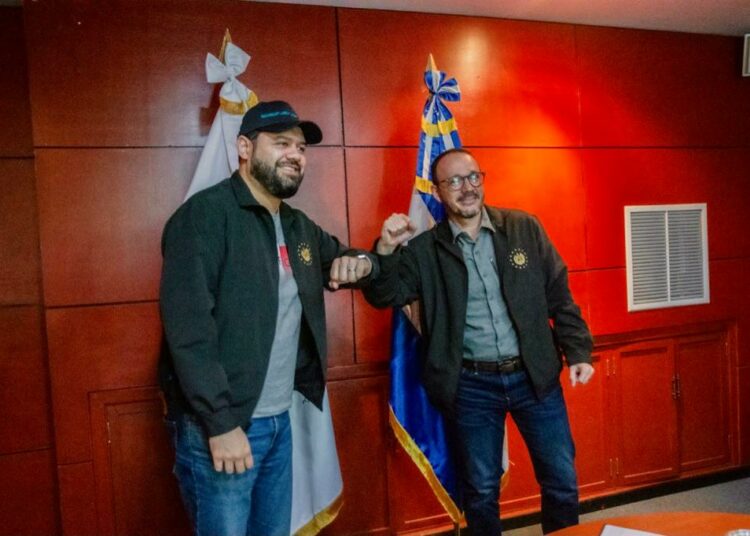 Gustavo Villatoro recibe las riendas del Ministerio de Seguridad