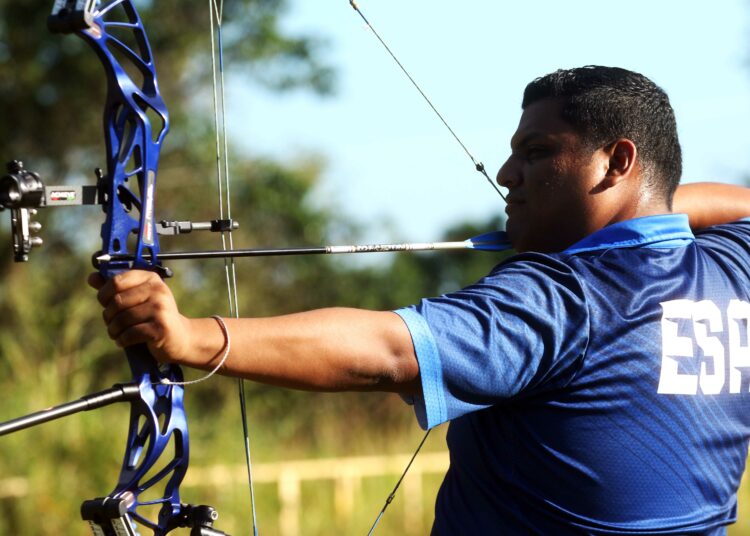 Arqueros salvadoreños inician con buena puntería en el Panamericano que se realiza en Monterrey, México