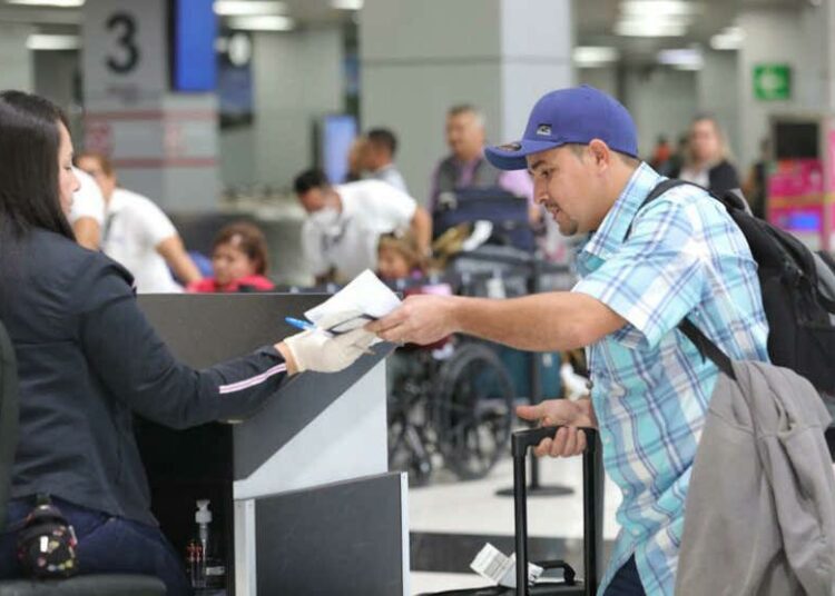 Ministerio de Trabajo proyecta enviar grupos de trabajadores salvadoreños a España y Canadá