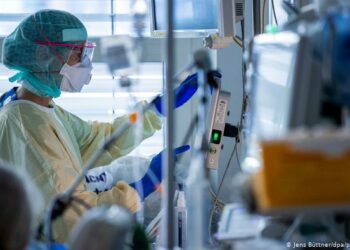 Representante de la Comisión Europea confirma tercera ola de covid 19 en la UE