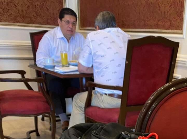 Captan a presidente de la Corte de Cuentas reunido con diputado Carlos Reyes de ARENA