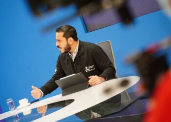 Ministro de Salud asegura mejorar atención y superar los servicios médicos privados