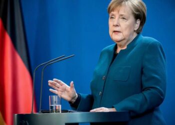 La canciller de Alemania alerta sobre mutación del covid 19