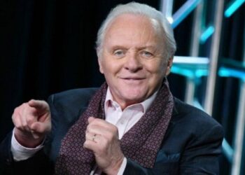 (VIDEO) El divertido baile de Anthony Hopkins al ritmo de Elvis Crespo