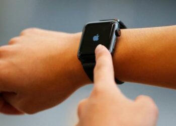 Un Apple Watch salva a un hombre de morir congelado tras caer en un río