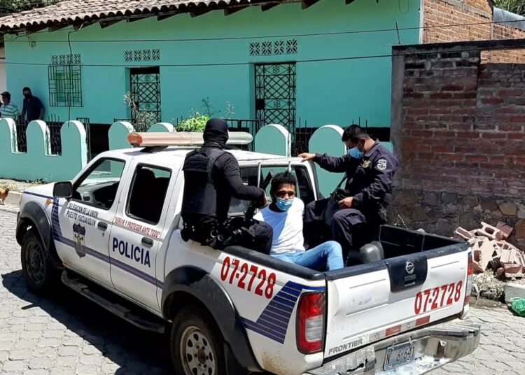 Vigilante de ARENA es llevado ante los juzgados por fraude electoral