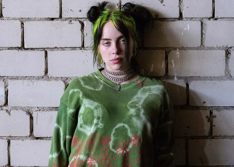 Billie Eilish lucha contra el síndrome de Tourette