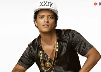 Hombre finge ser Bruno Mars y estafa a una fanática con 200 mil dólares