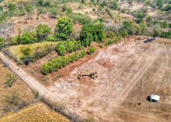 Construcción de cancha en San Sebastián, San Vicente, es iniciada por el MOP