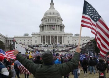 El FBI detuvo a Federico Klein, un funcionario de Donald Trump por el asalto al Capitolio