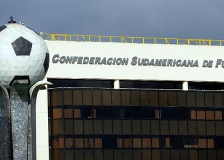 Conmebol y FIFA se reunieron para buscar una solución ante el riesgo de postergar la próxima doble fecha de Eliminatorias