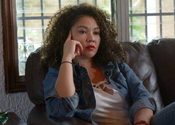 Excandidata a diputada del FMLN ya gozaba de una plaza de $2,500 en la Asamblea