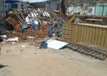 Dos trabajadores perdieron la vida soterrados en una construcción en San Miguel