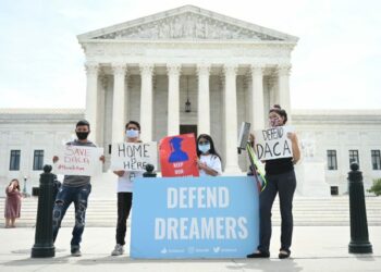 La Cámara de Representantes de Estados Unidos aprobó una ley migratoria que da vía hacia la ciudadanía a los “dreamers”