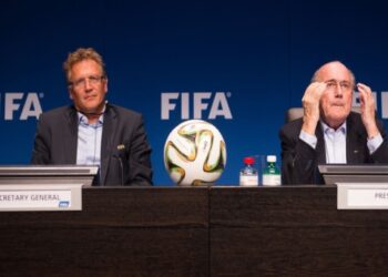 La FIFA suspende por casi siete años más a sus exdirigentes Joseph Blatter y Jérome Valcke