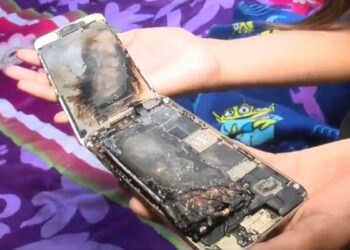 Un hombre denuncia a Apple luego de que su iPhone explotara en su bolsillo y le provocara serias quemaduras