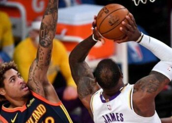 Lakers borran de la duela a los Warriors