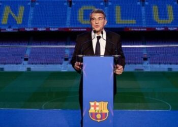 Joan Laporta asume como presidente del Barcelona y envió fuertes mensajes a Lionel Messi y Ronald Koeman