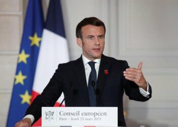 El presidente Emmanuel Macron confina a toda Francia por mes por el incremento de caso de covid-19