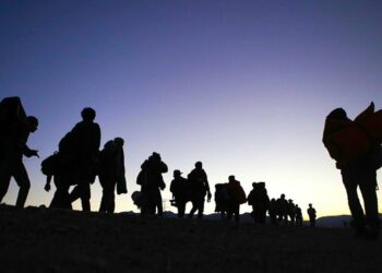 EE.UU. alerta que podría llegar a la frontera más inmigrantes “que en los últimos 20 años”