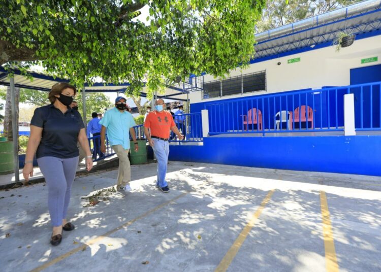 MINED verifica condiciones óptimas en escuelas e institutos para el reinicio de clases semipresenciales