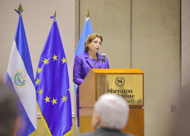 Presentan nueva Política Nacional de Educación Superior que beneficiará a más de 200,000 estudiantes