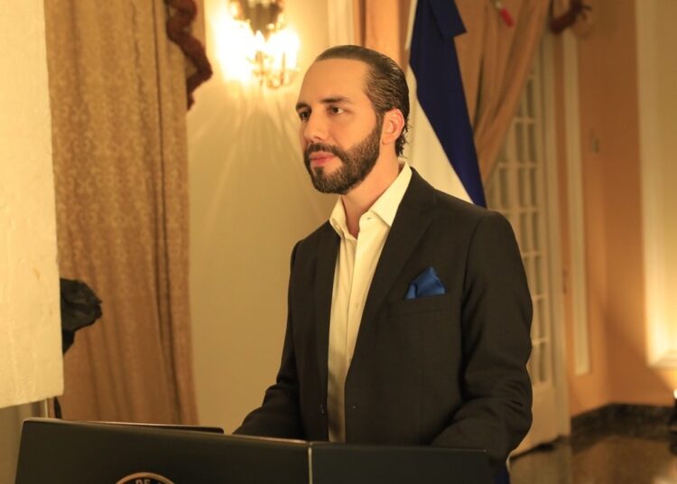 Nayib Bukele se mantiene como el presidente mejor evaluado a nivel mundial