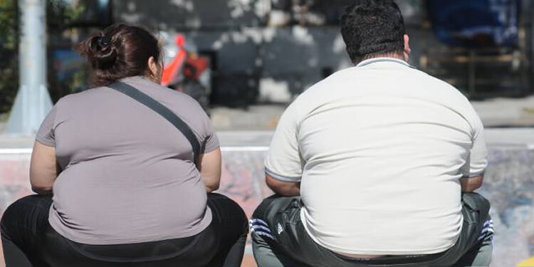 Las personas de más edad y peso corporal pueden ser supercontagiadores de covid-19