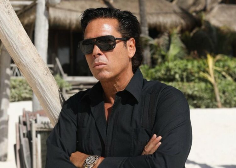 El actor mexicano Roberto Palazuelos lamenta la muerte de la salvadoreña Victoria Salazar a manos de policías en Tulum