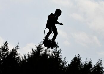 El Pentágono muestra su interés en nuevos «sistemas de movilidad aérea personal»